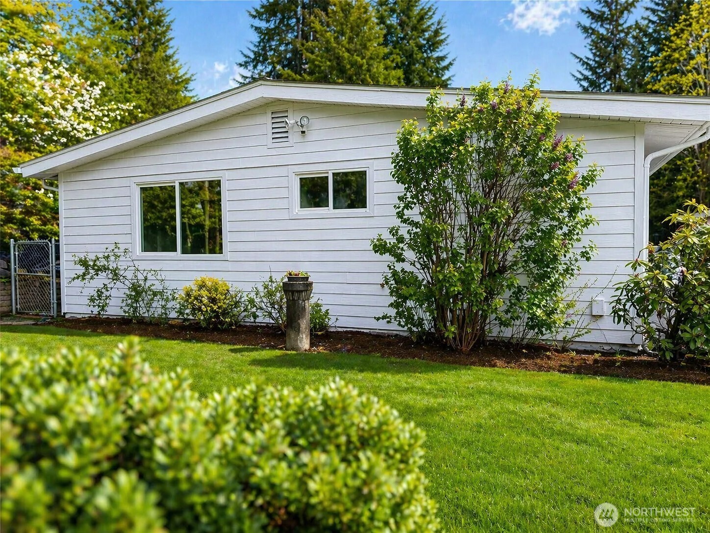 1216 E 70th Street , Tacoma, WA 98404