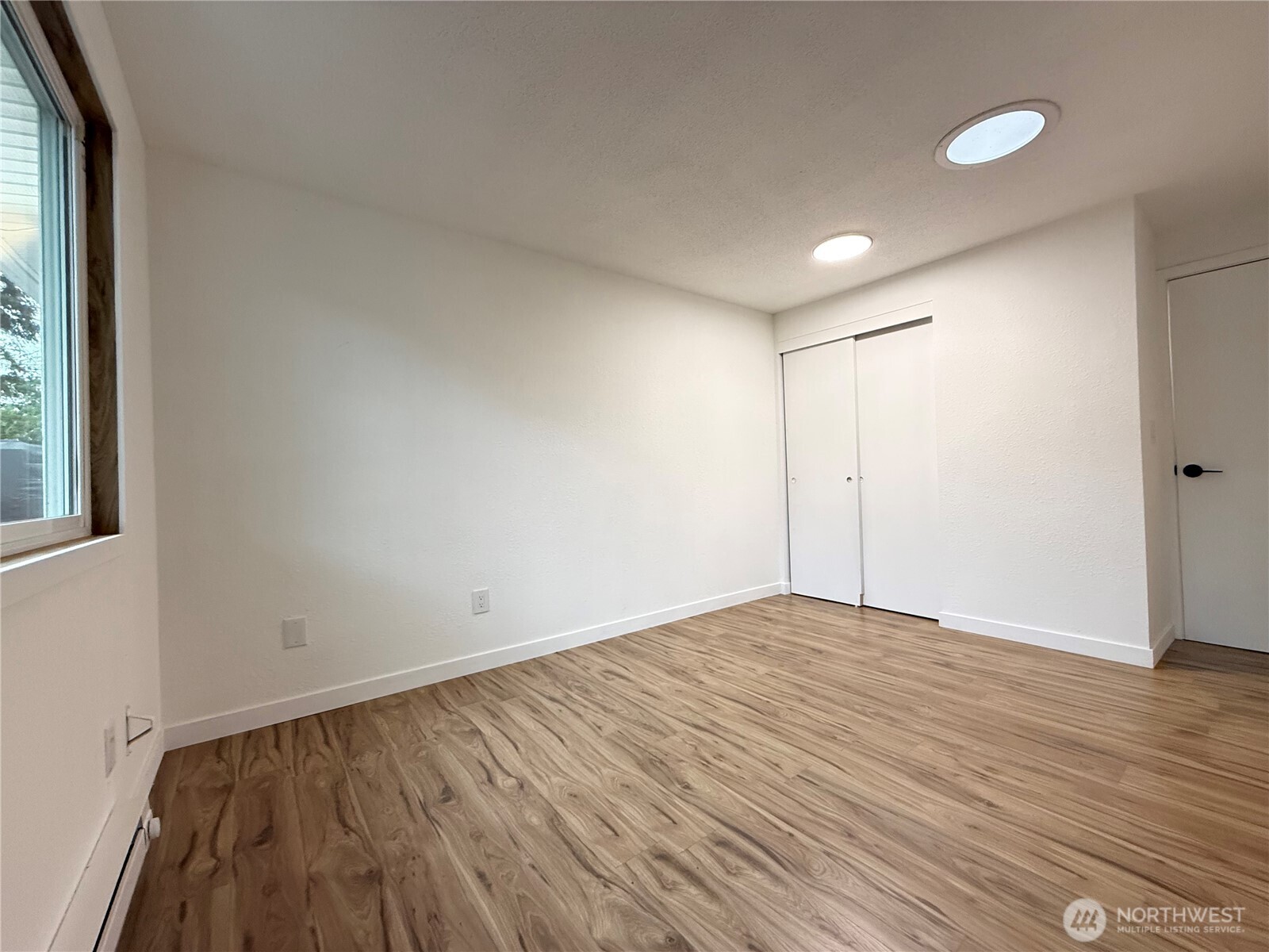 1216 E 70th Street , Tacoma, WA 98404