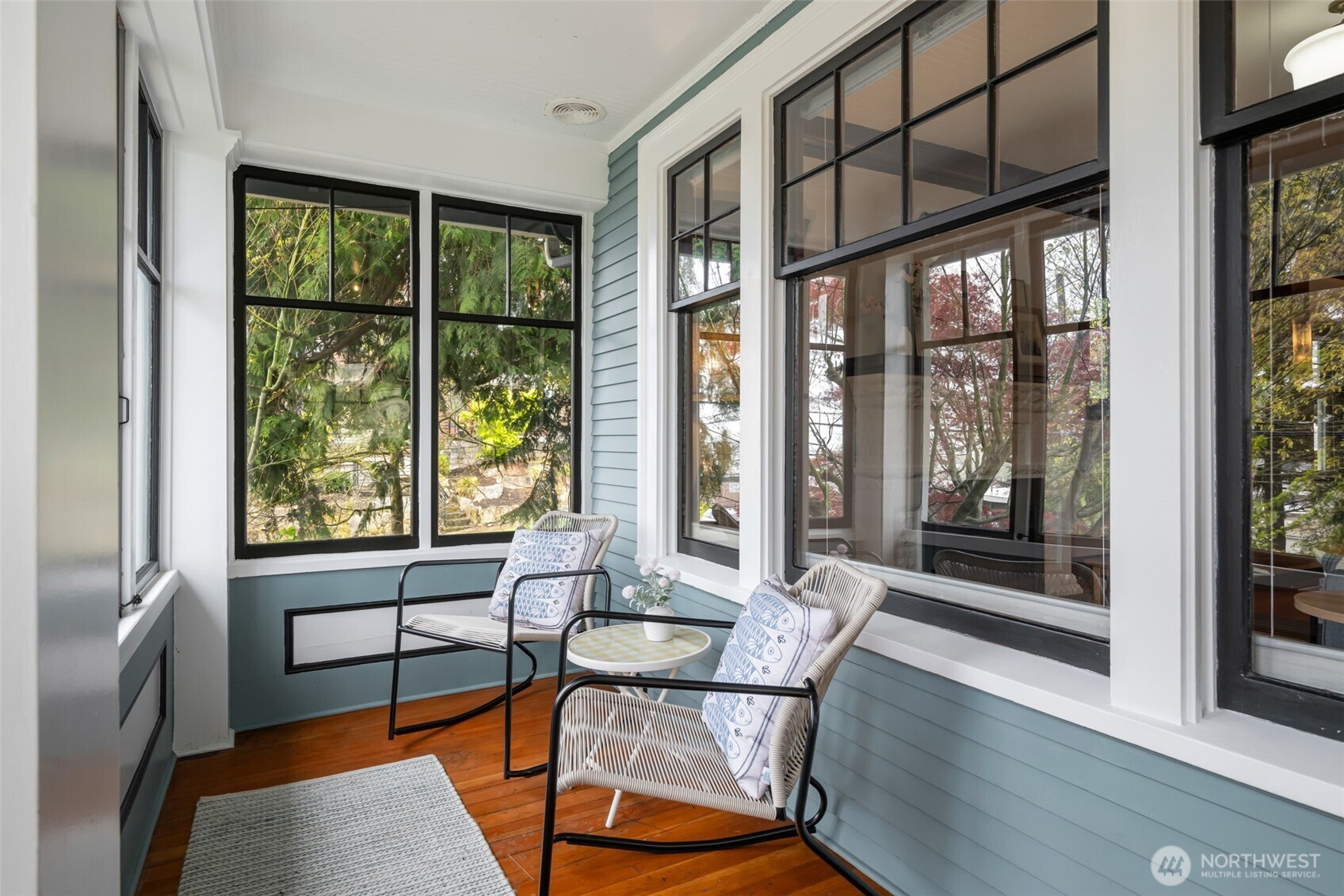 3258 14th Avenue W, Seattle, WA 98119