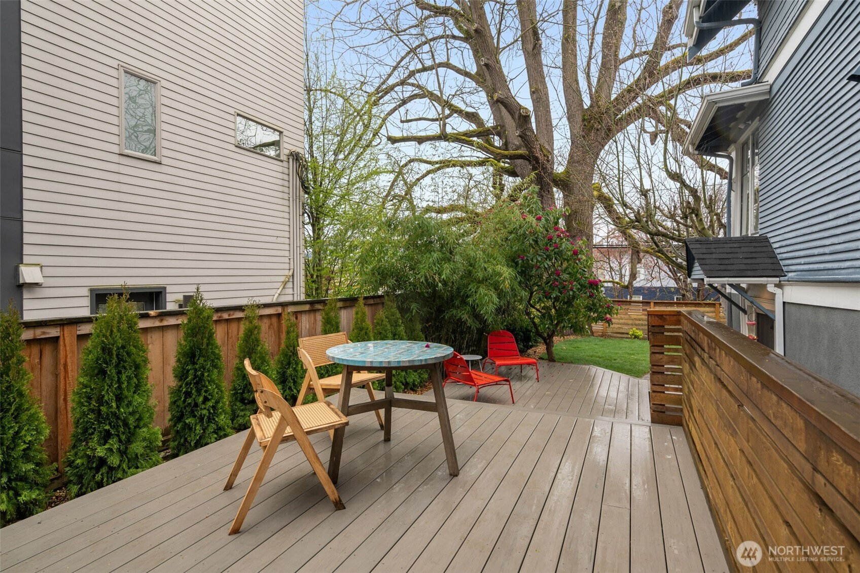 3258 14th Avenue W, Seattle, WA 98119