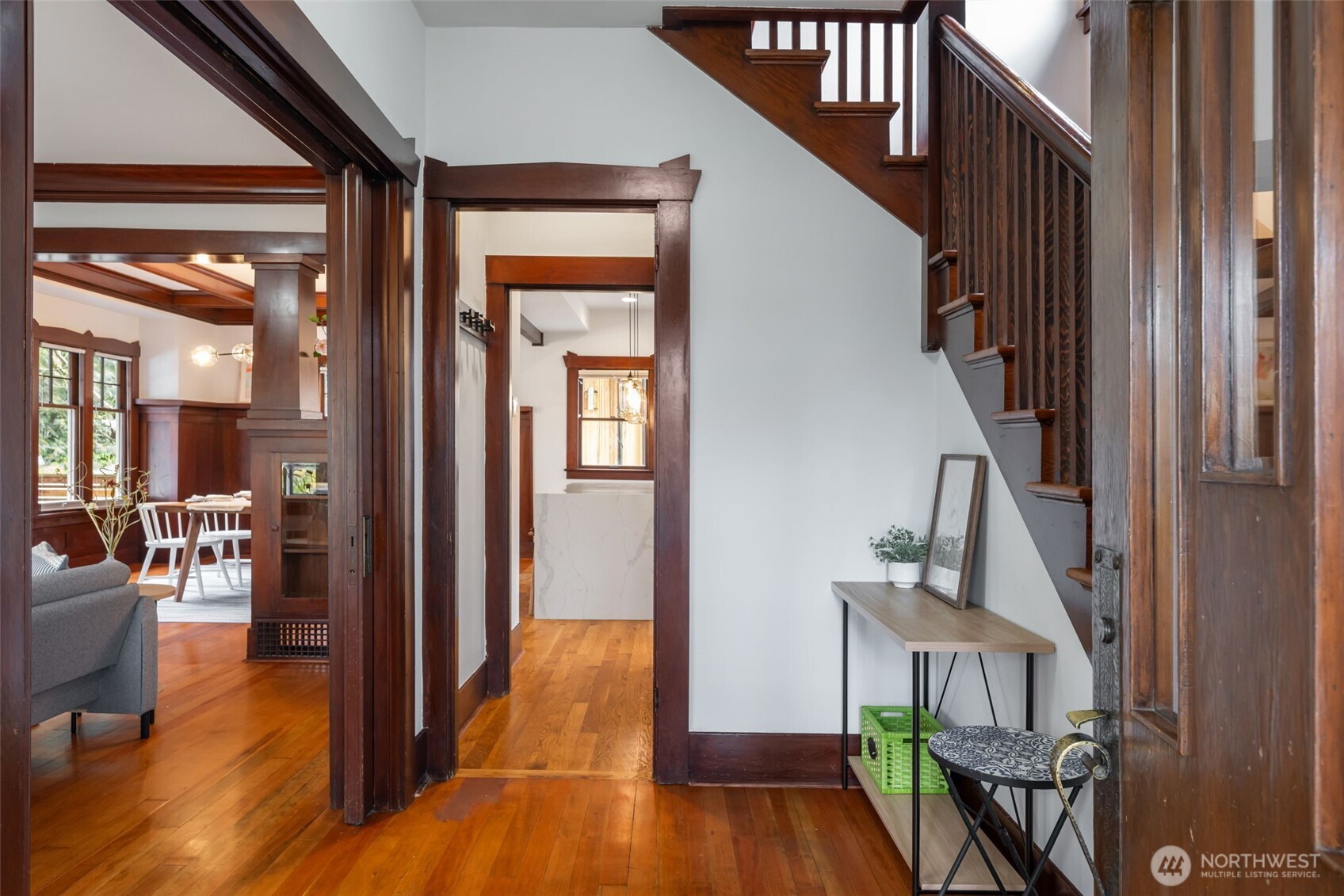3258 14th Avenue W, Seattle, WA 98119