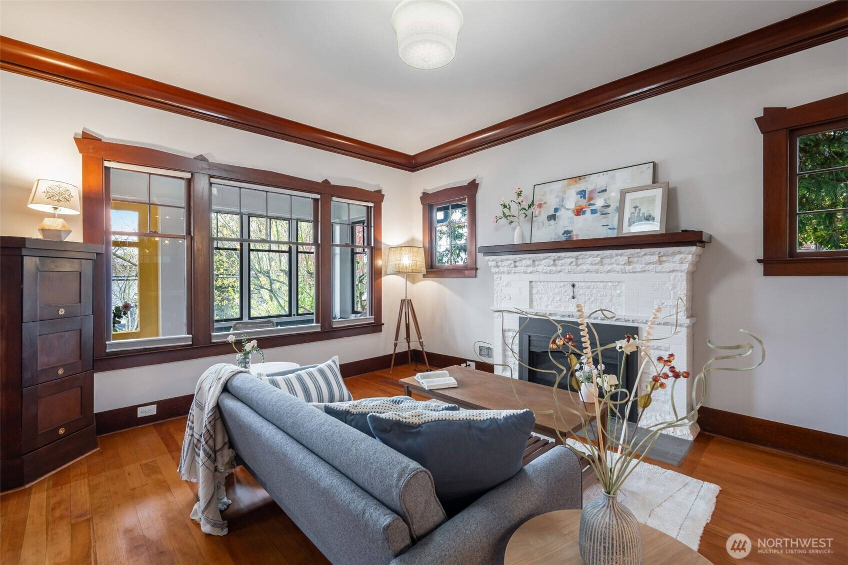 3258 14th Avenue W, Seattle, WA 98119