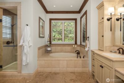 2045 250th Place NE, Sammamish, WA 98074 - Photo 16