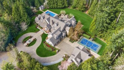 2045 250th Place NE, Sammamish, WA 98074 - Photo 2