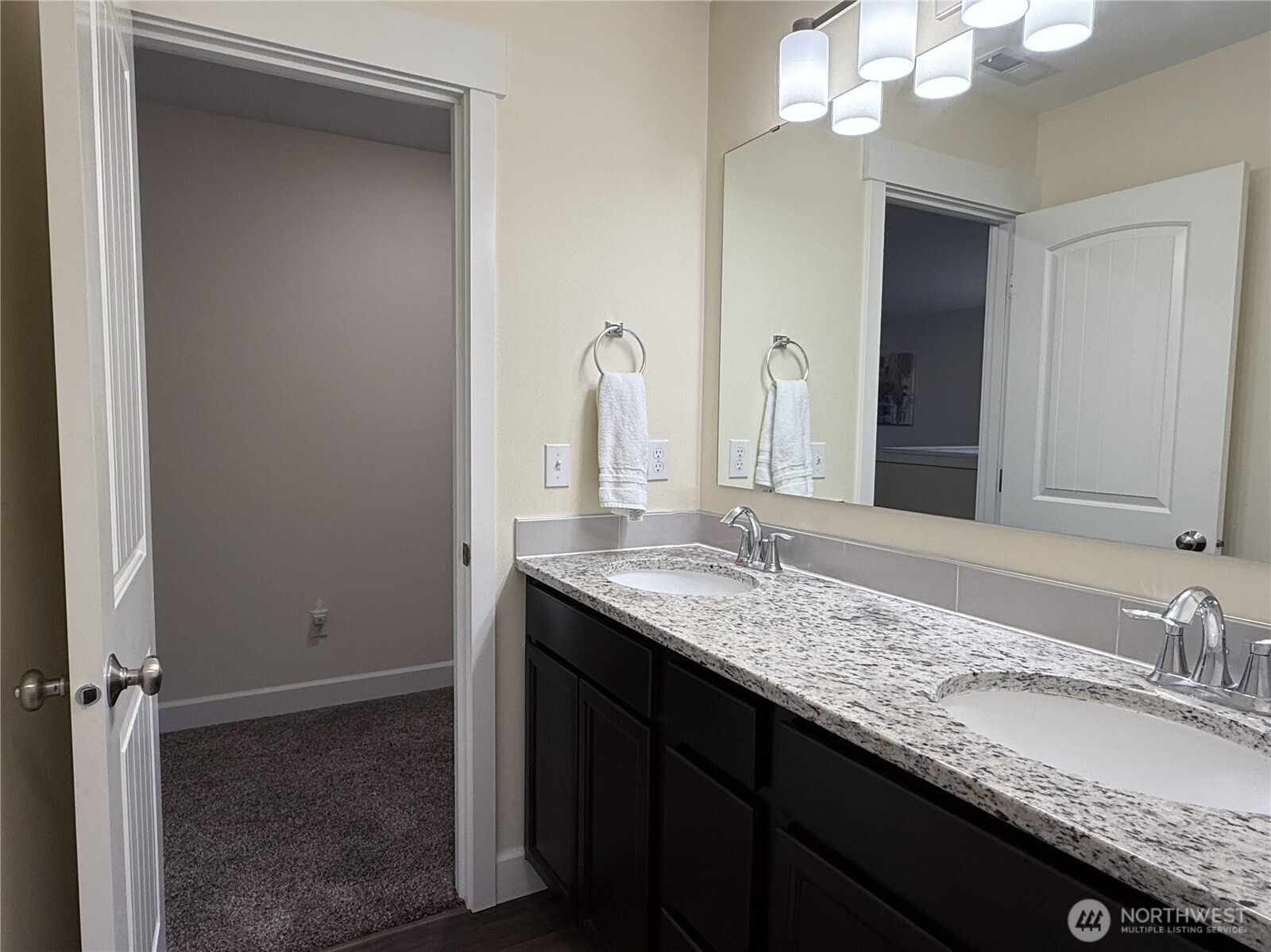 10705 36th Street E, Edgewood, WA 98372