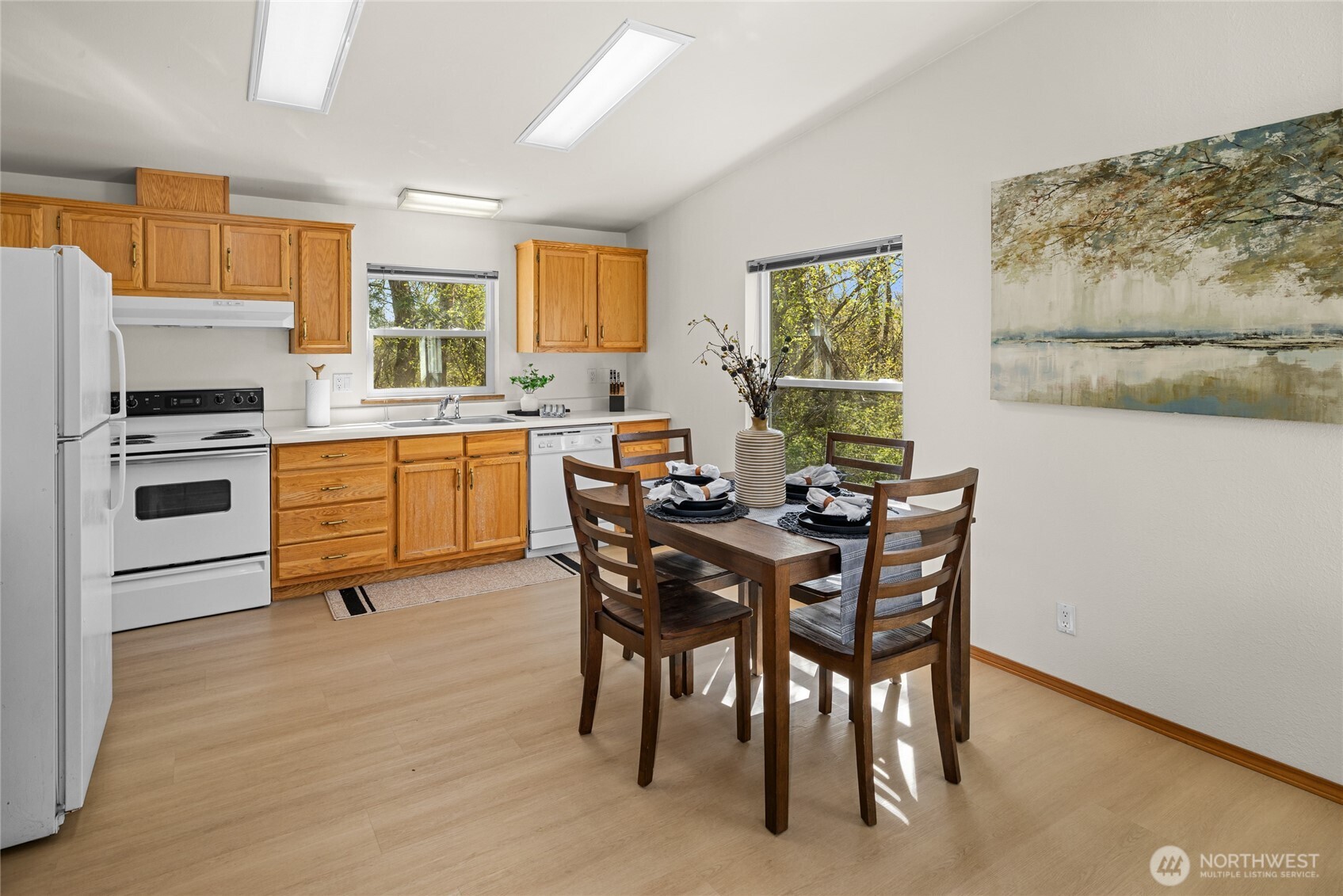 421 Cottonwood Road , Thorp, WA 98946