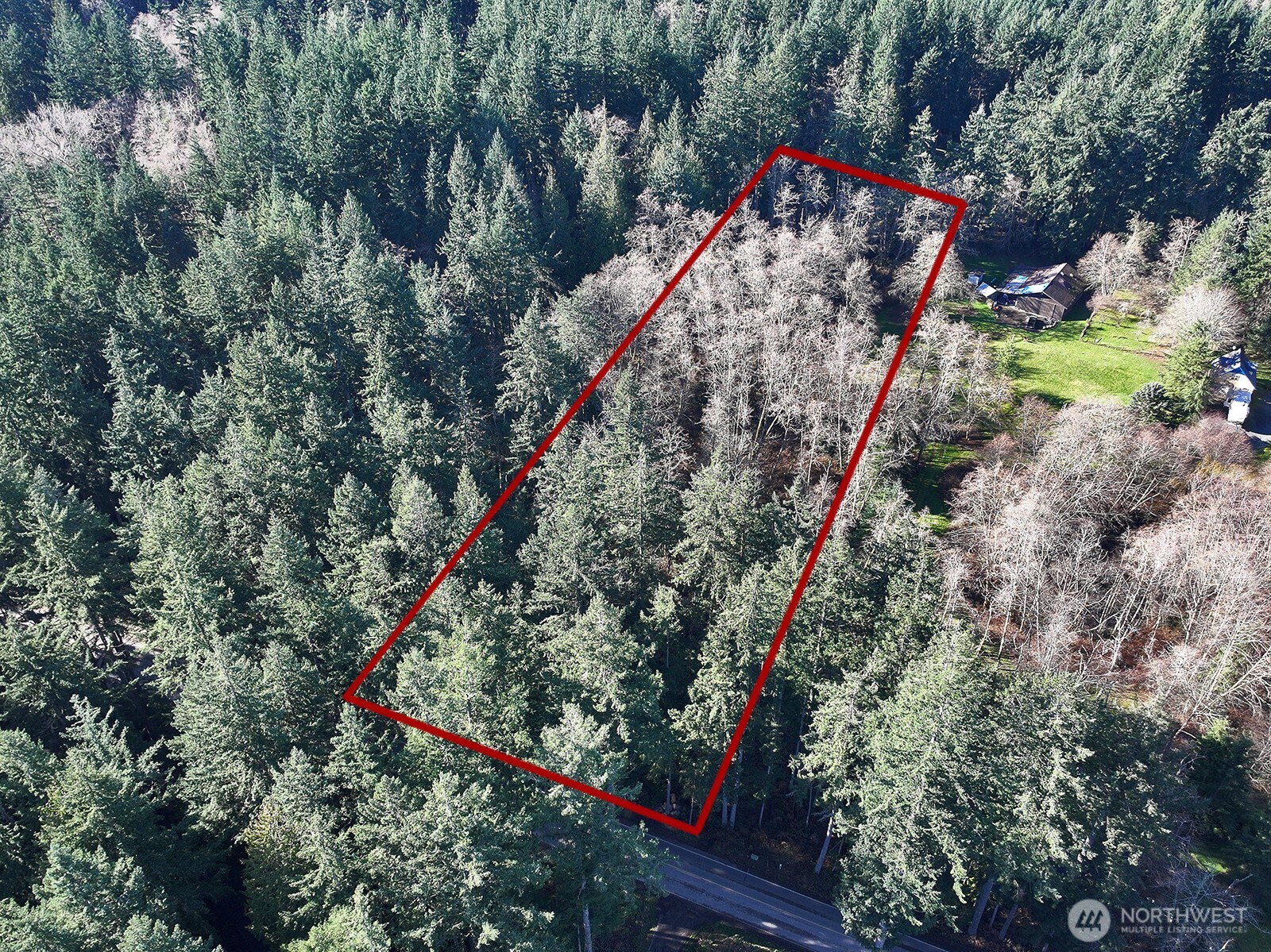 6880 Holst Road , Clinton, WA 98236