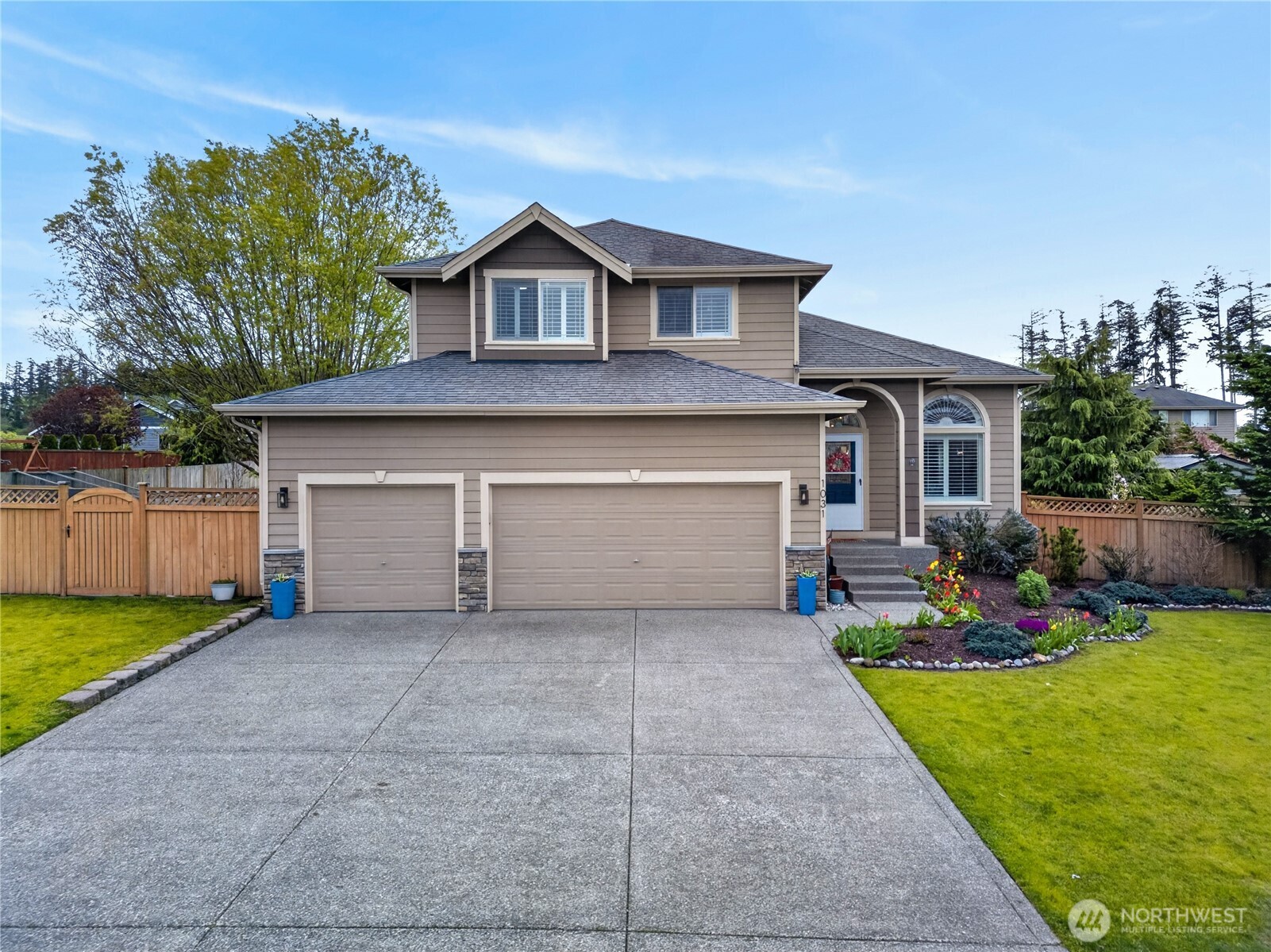 1031 Cove View Cir. , Oak Harbor, WA 98277