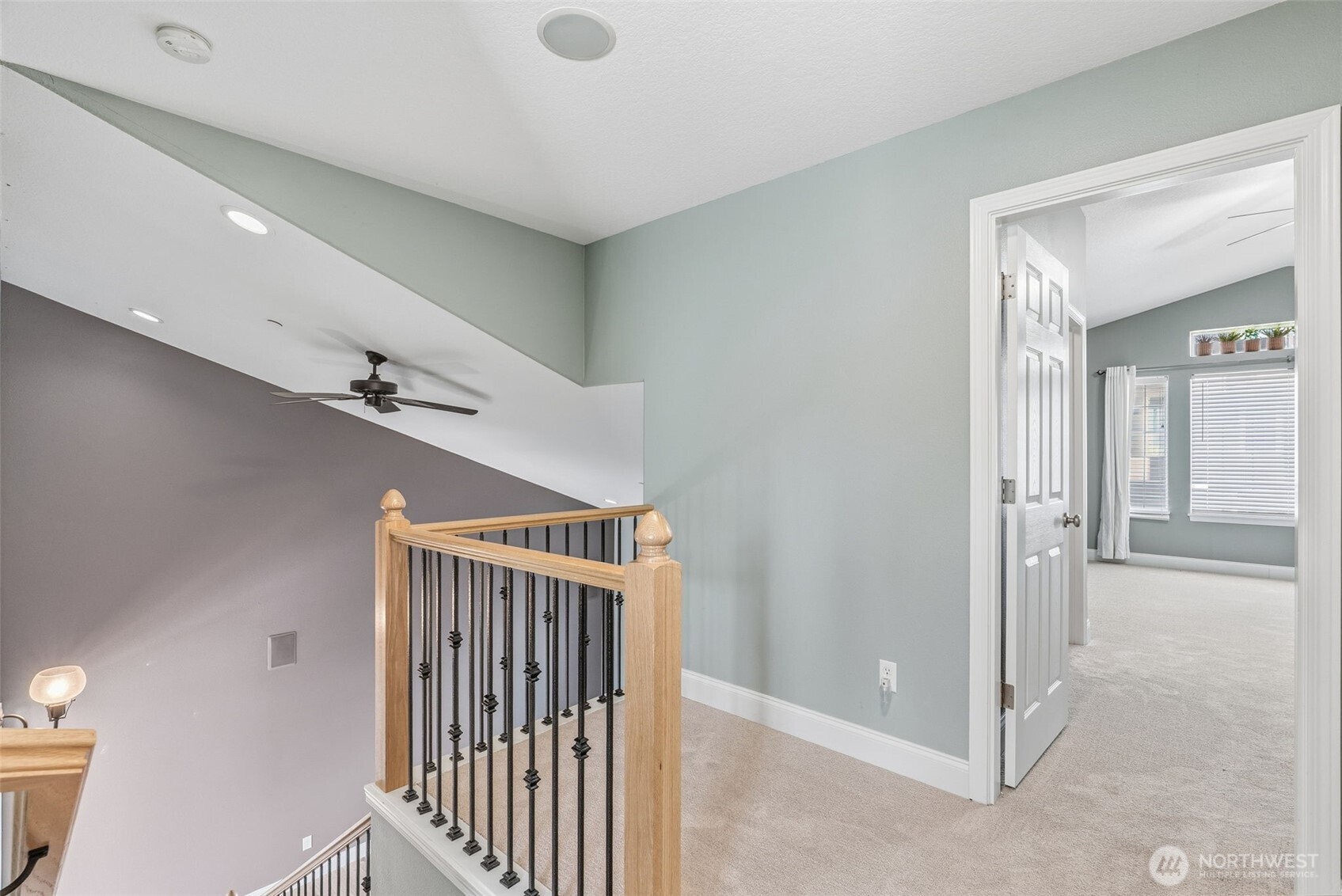 722 NW Meadow Ridge Lane , Camas, WA 98607