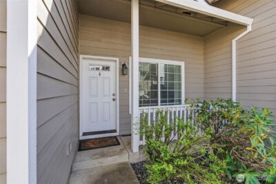 722 NW Meadow Ridge Lane , Camas, WA 98607 - Photo 2