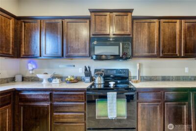 3523 181st Street E, Tacoma, WA 98446 - Photo 13