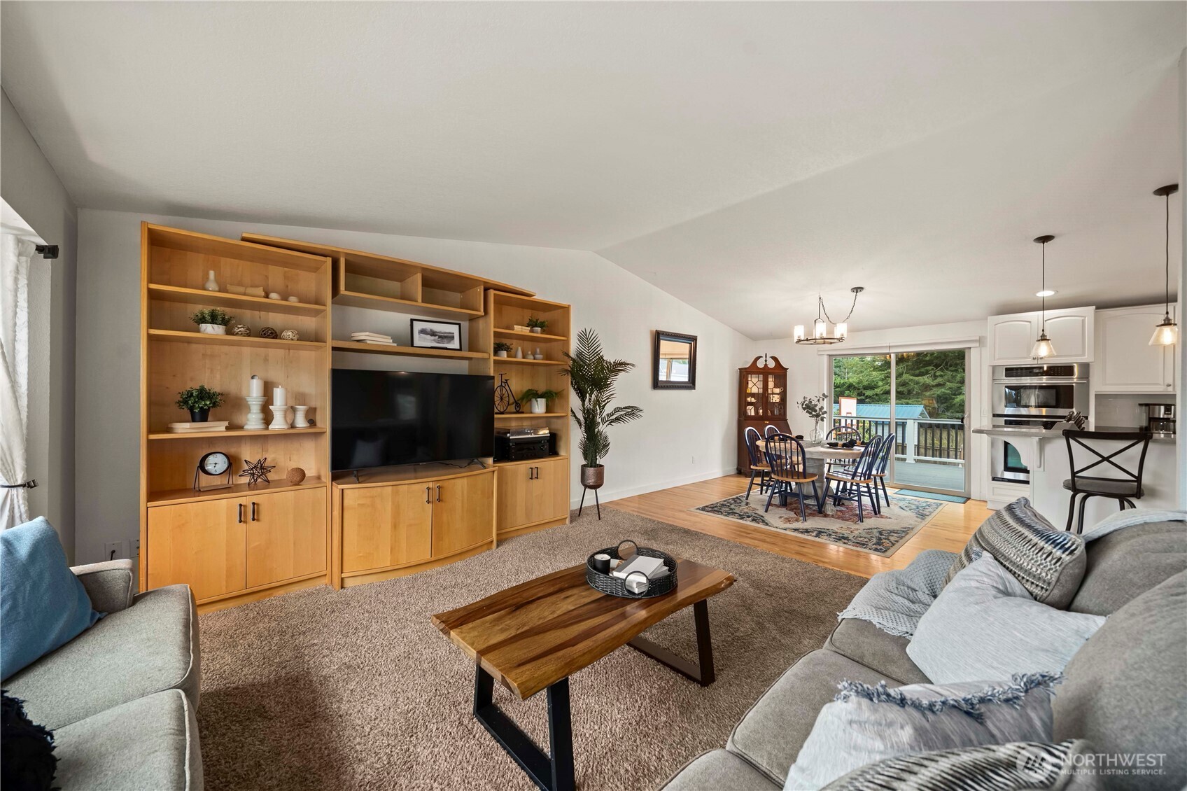 21503 SE 266th Street , Maple Valley, WA 98038