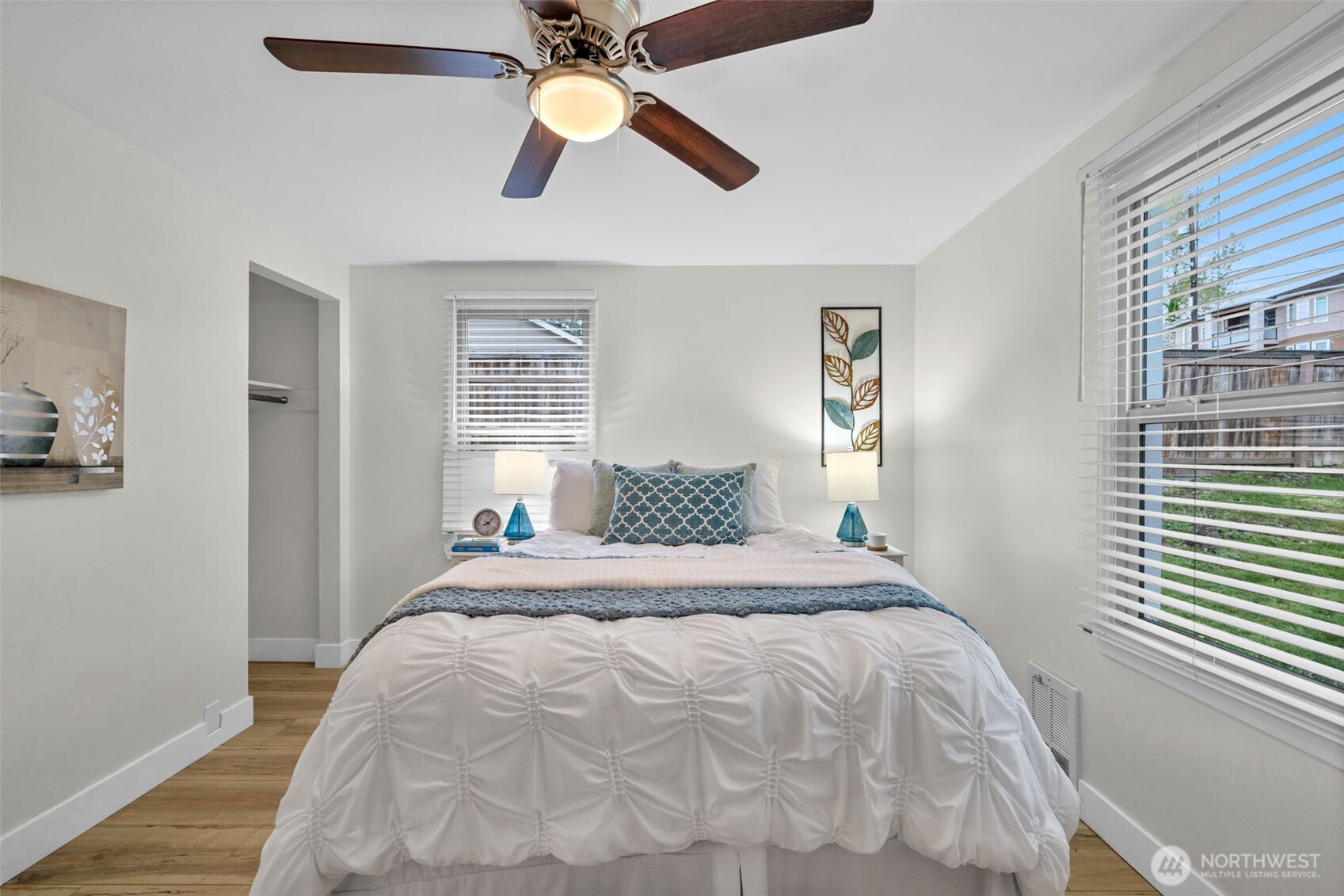4737 S 172nd Place , SeaTac, WA 98188