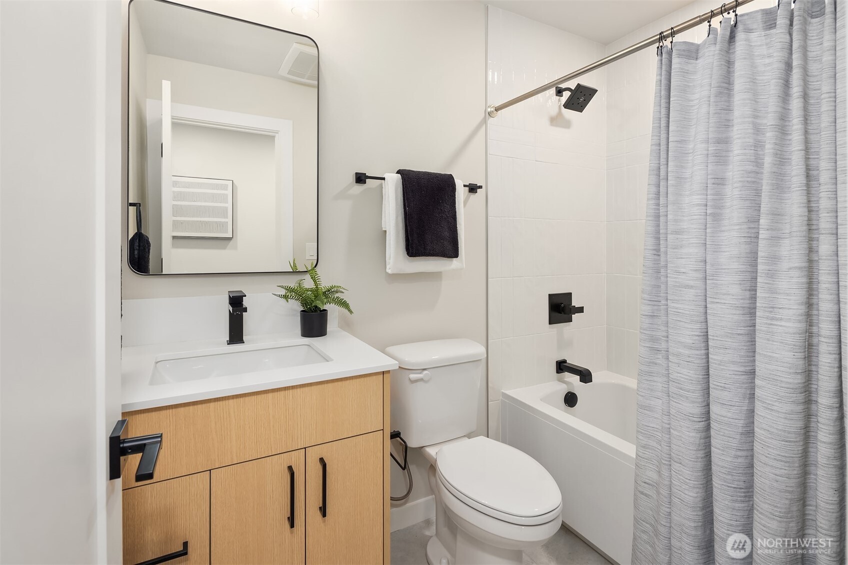 1153 NW 58th Street , Seattle, WA 98107
