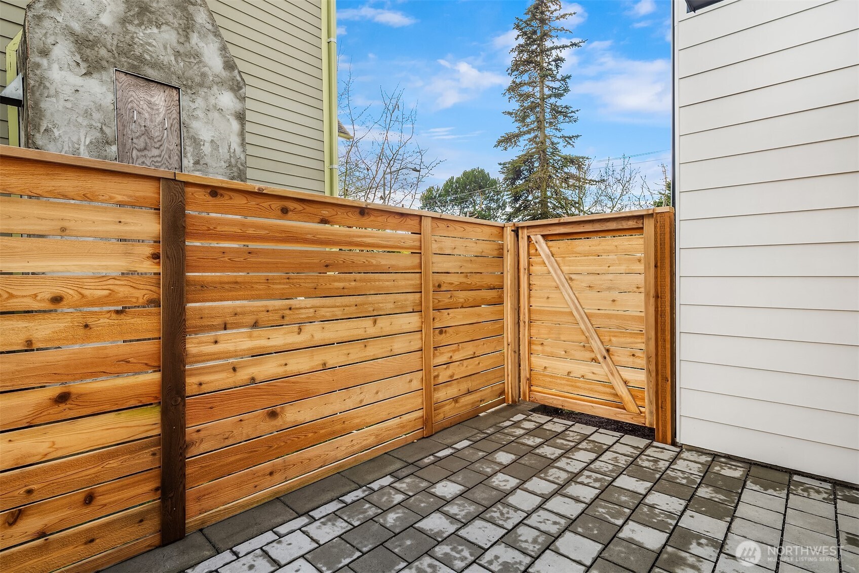 1153 NW 58th Street , Seattle, WA 98107