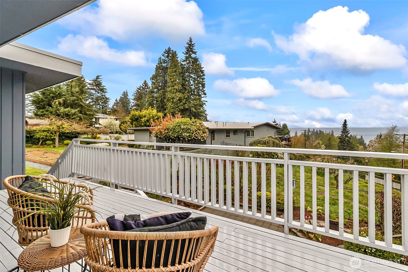 18215 3rd Place SW, Normandy Park, WA 98166