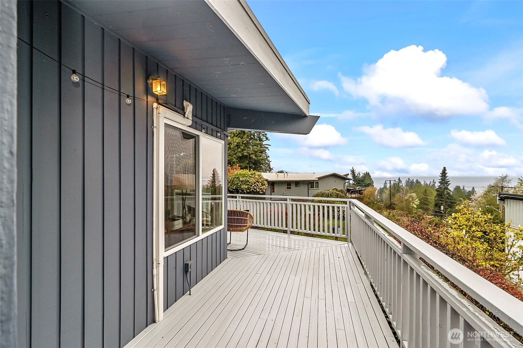 18215 3rd Place SW, Normandy Park, WA 98166