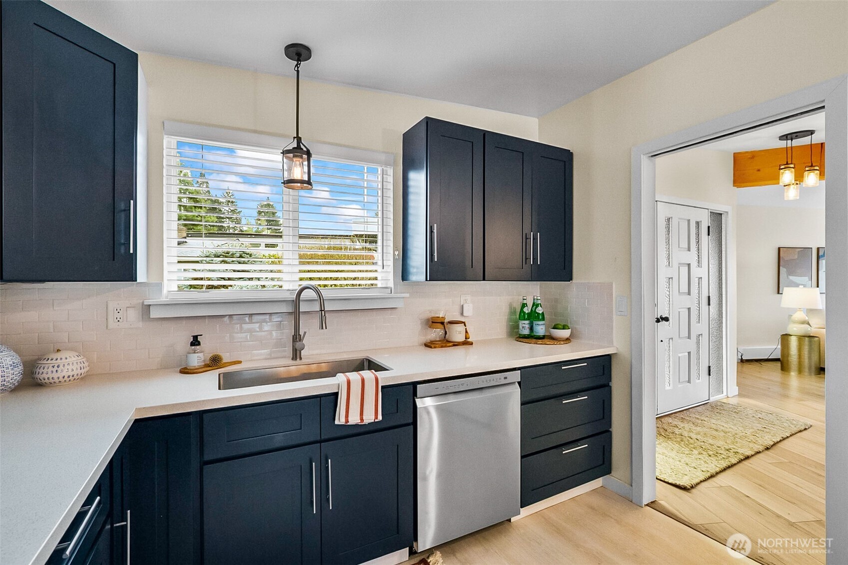 18215 3rd Place SW, Normandy Park, WA 98166