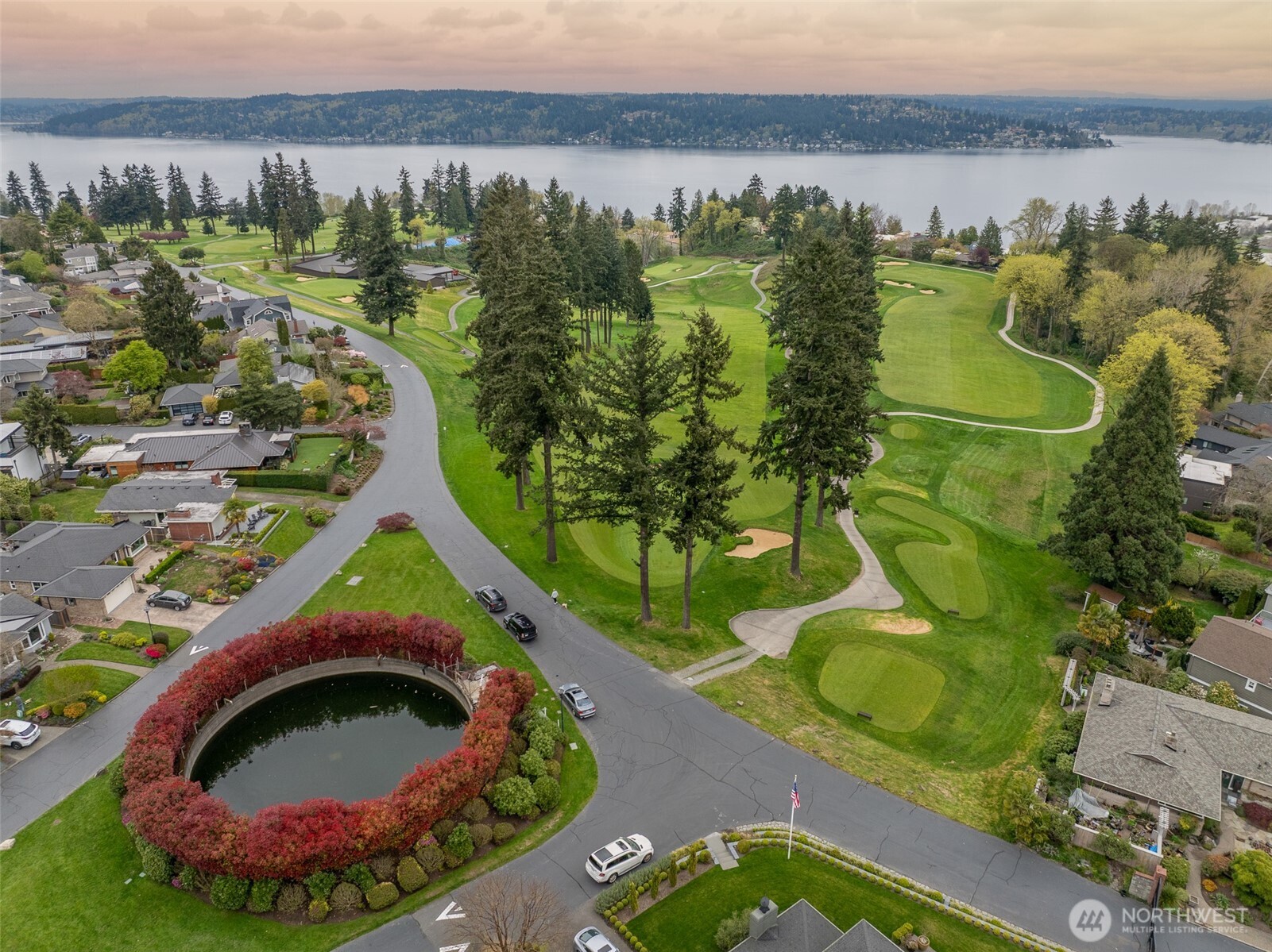 5001 NE Park Place , Seattle, WA 98115