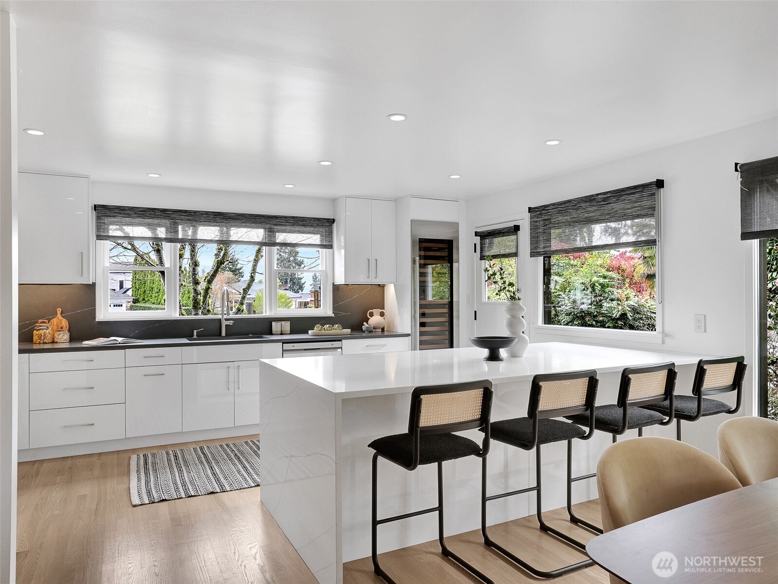 5001 NE Park Place , Seattle, WA 98115