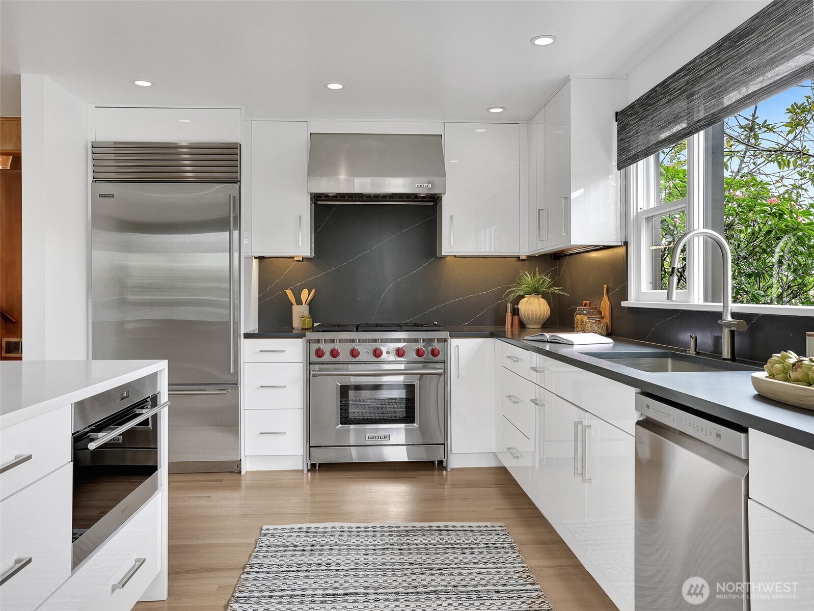 5001 NE Park Place , Seattle, WA 98115
