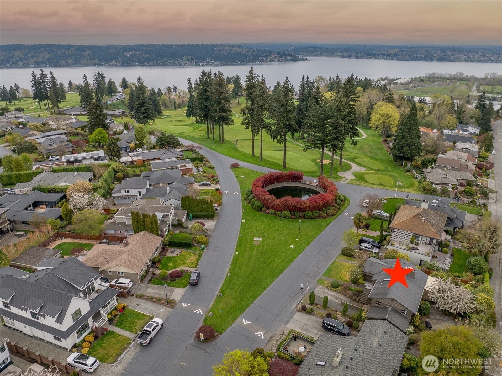 5001 NE Park Place , Seattle, WA 98115