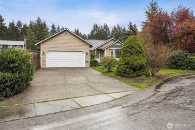 735 NE Marric Court , Bremerton, WA 98311 - Photo 2