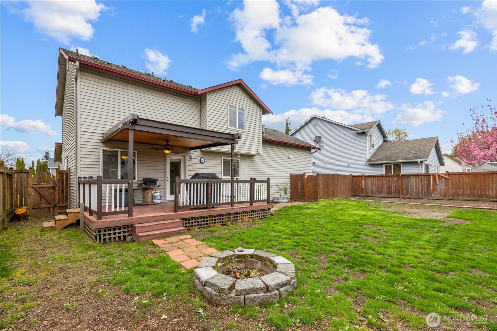 427 Klinger Street , Sedro Woolley, WA 98284-4345