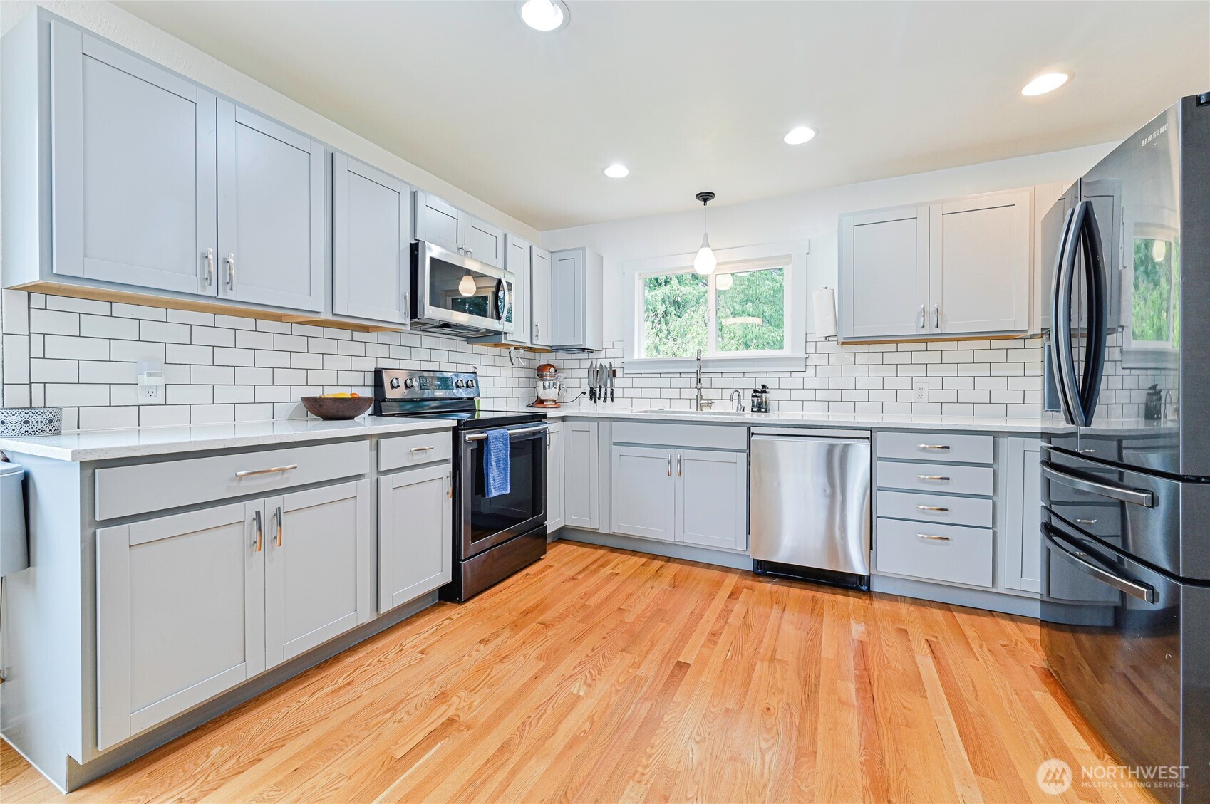 11515 7th Avenue NE, Seattle, WA 98125