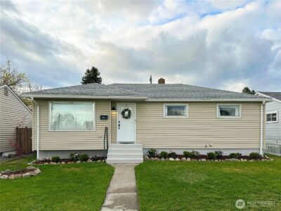 611 E Joseph Avenue , Spokane, WA 99208