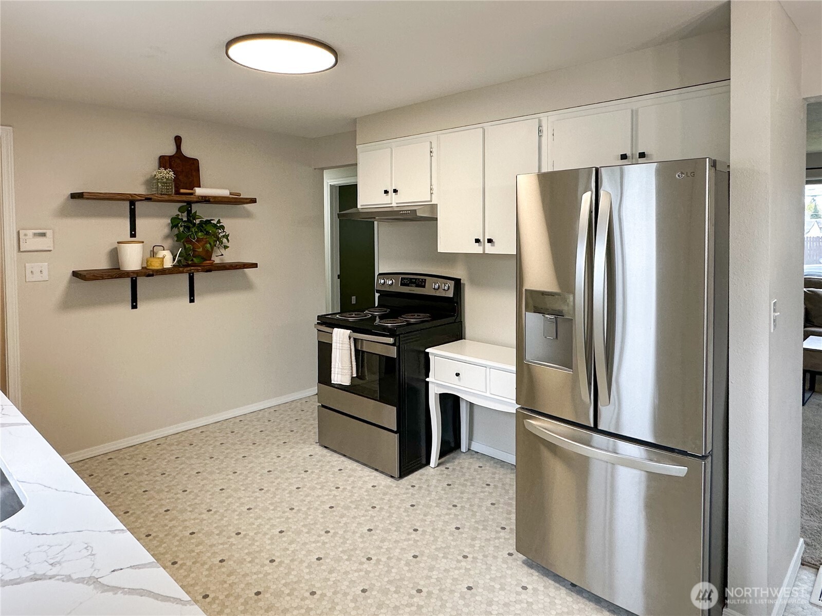 611 E Joseph Avenue , Spokane, WA 99208