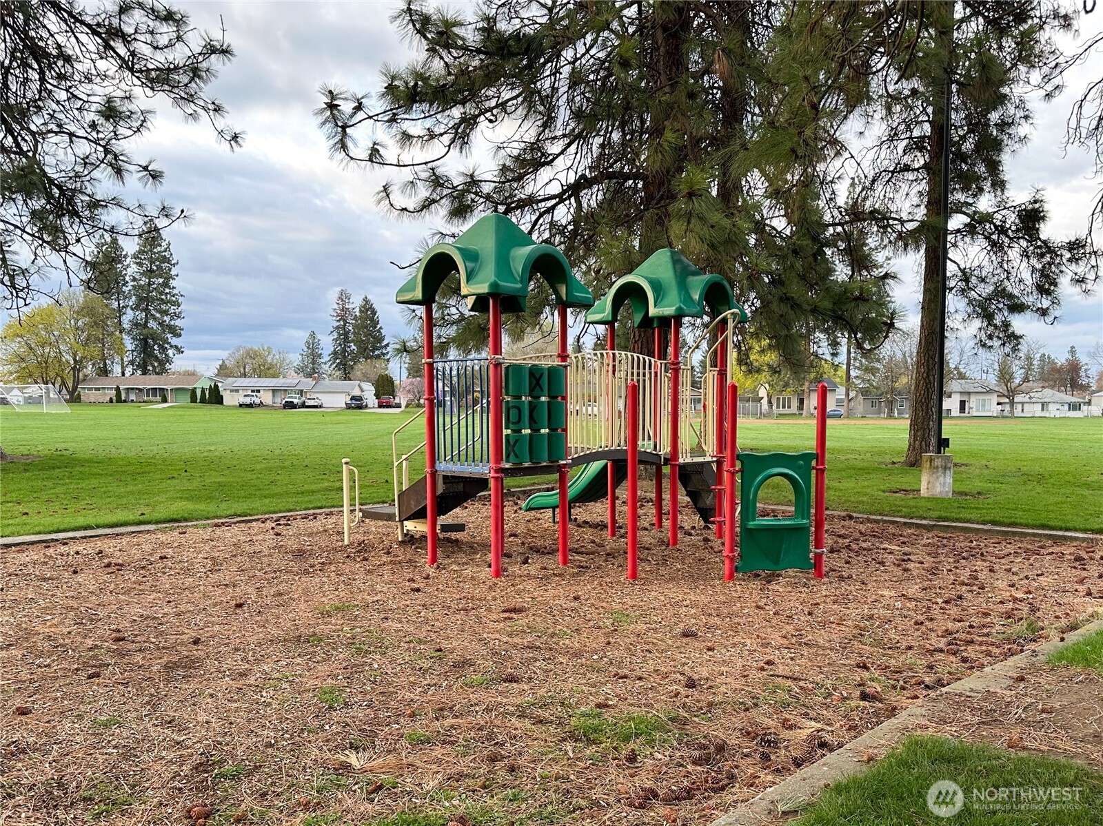 611 E Joseph Avenue , Spokane, WA 99208