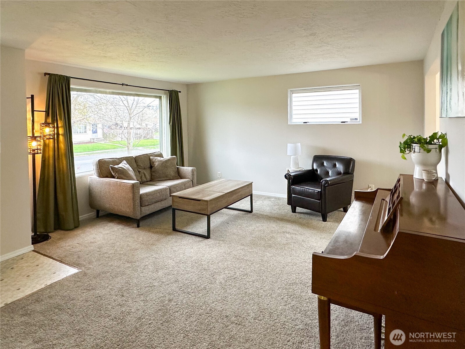 611 E Joseph Avenue , Spokane, WA 99208