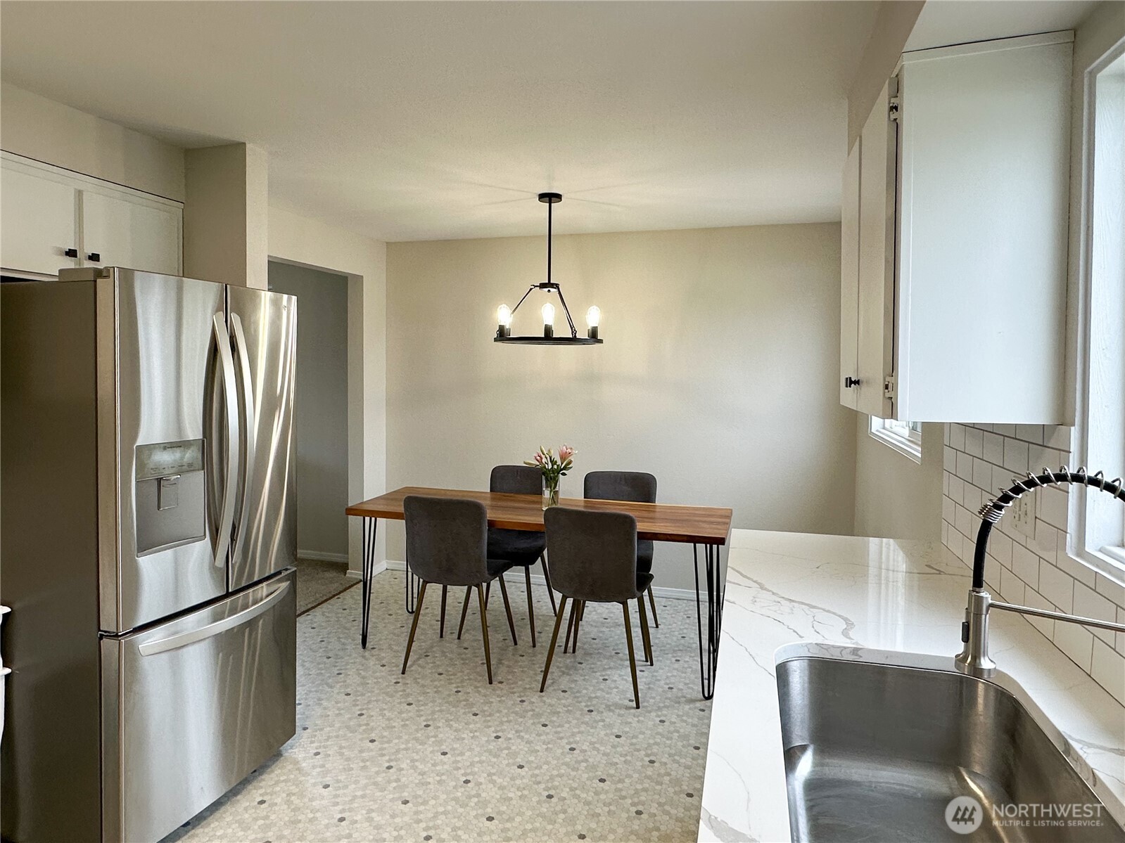 611 E Joseph Avenue , Spokane, WA 99208