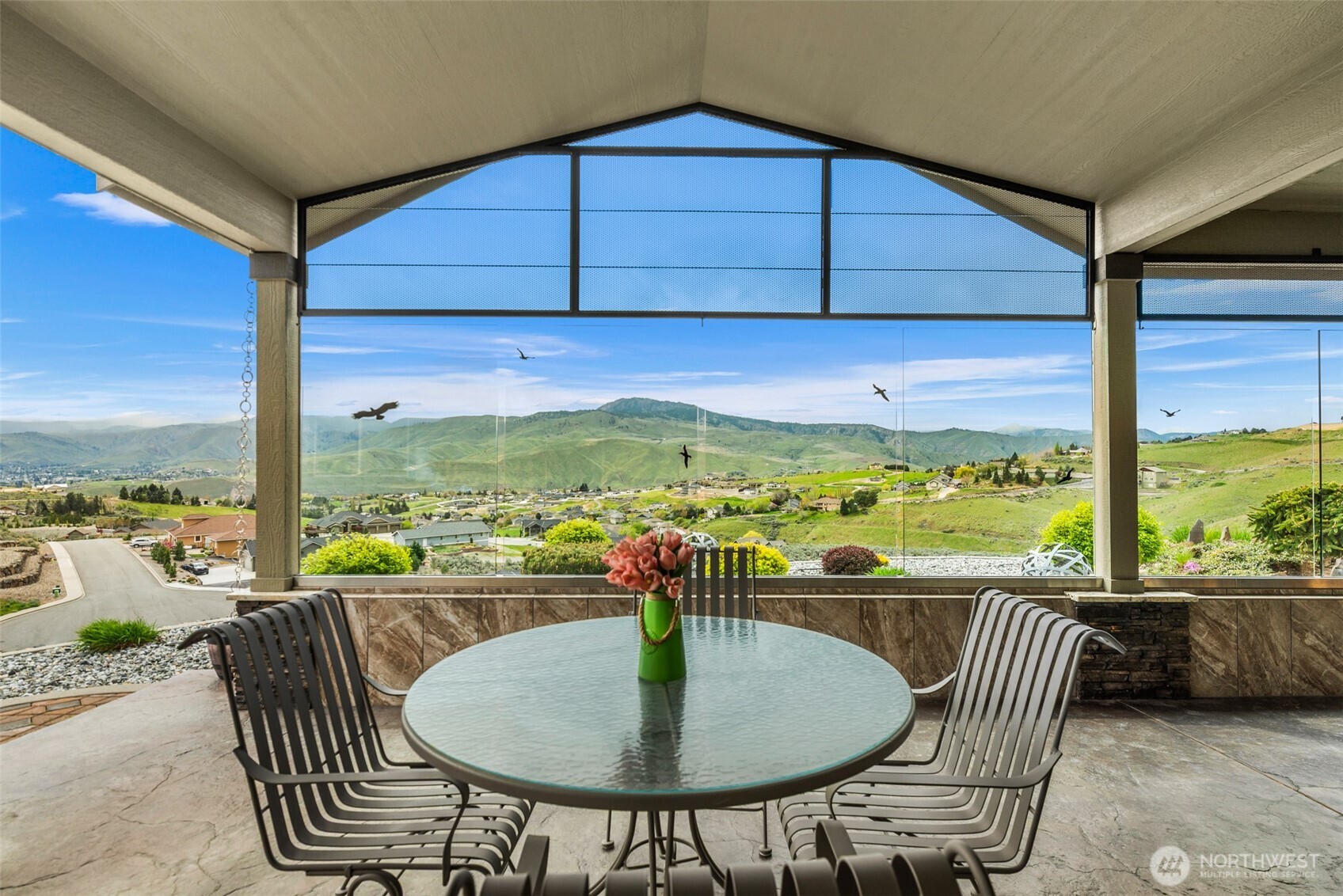 125 E Mountain Brook Lane , Wenatchee, WA 98801
