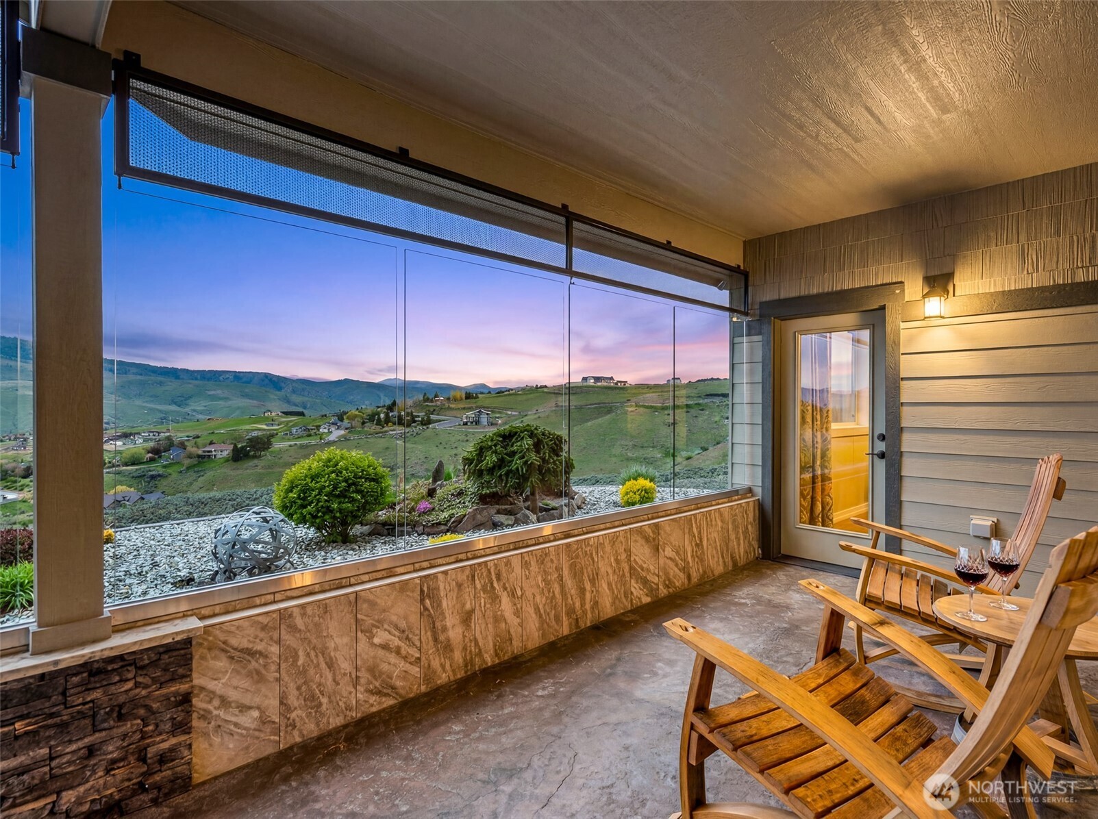 125 E Mountain Brook Lane , Wenatchee, WA 98801