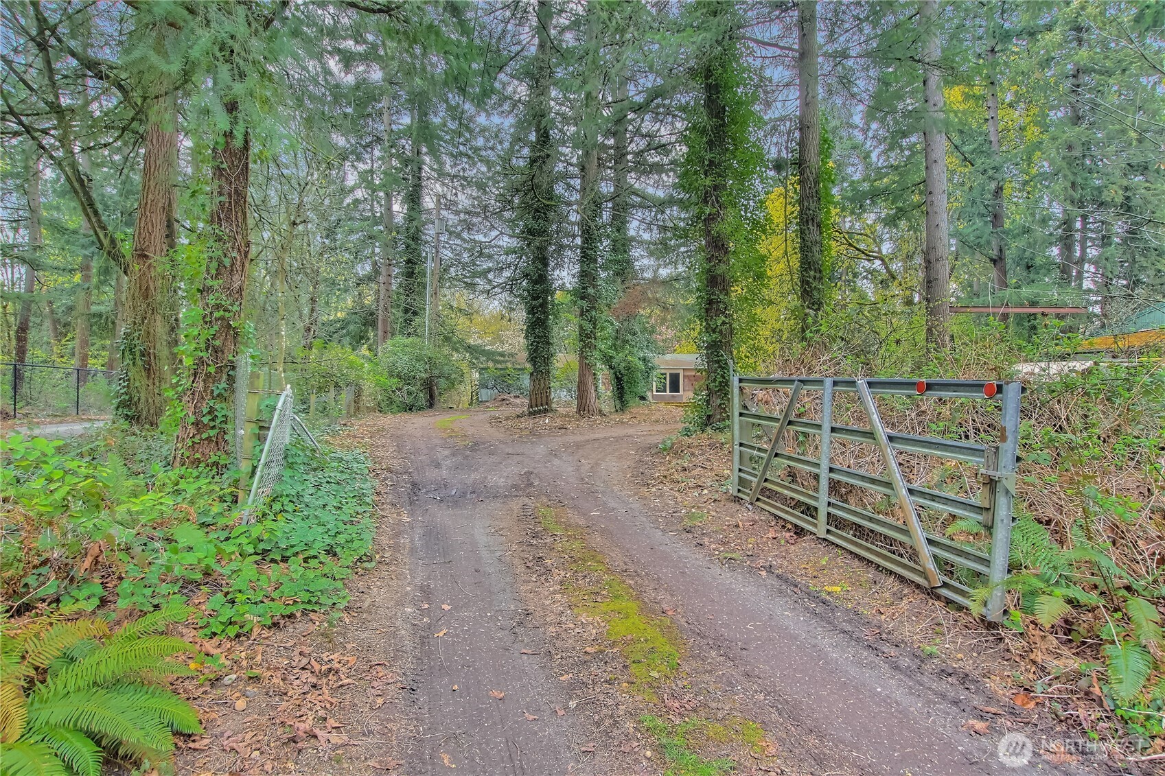 36529 6th Avenue SW, Federal Way, WA 98023