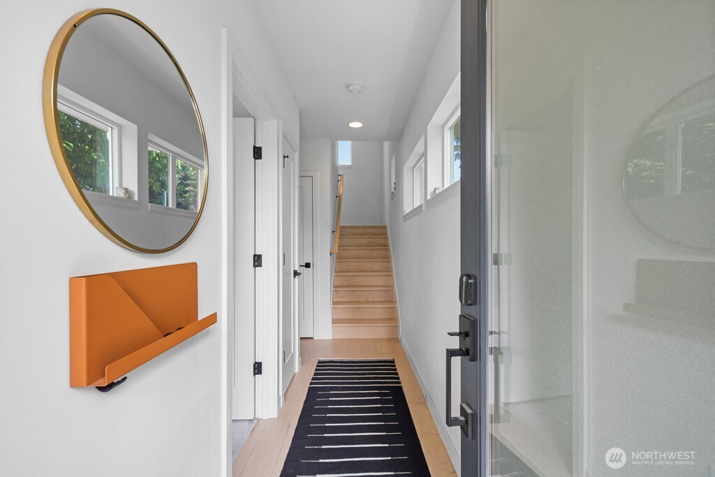 712 W Bertona Street #A, Seattle, WA 98119