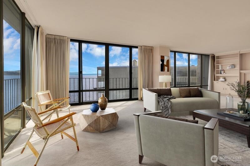 1620 43rd Avenue E #1B, Seattle, WA 98112