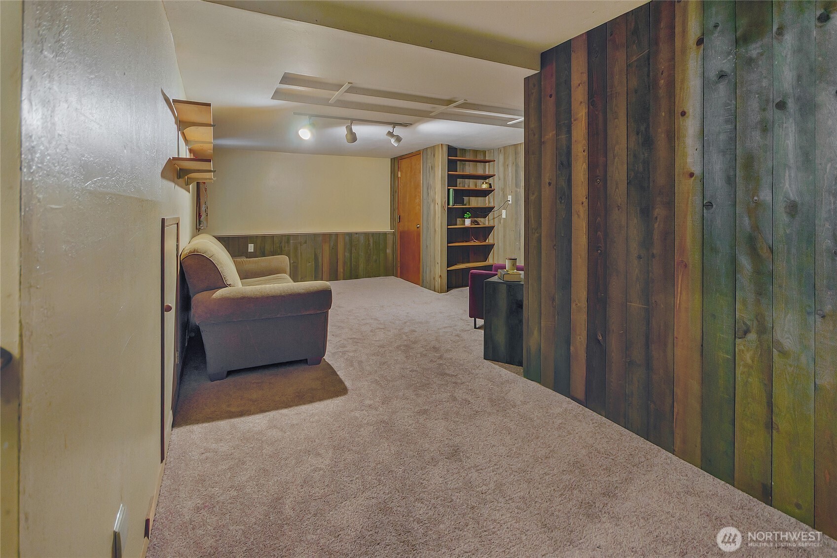 32611 8th Avenue SW, Federal Way, WA 98023