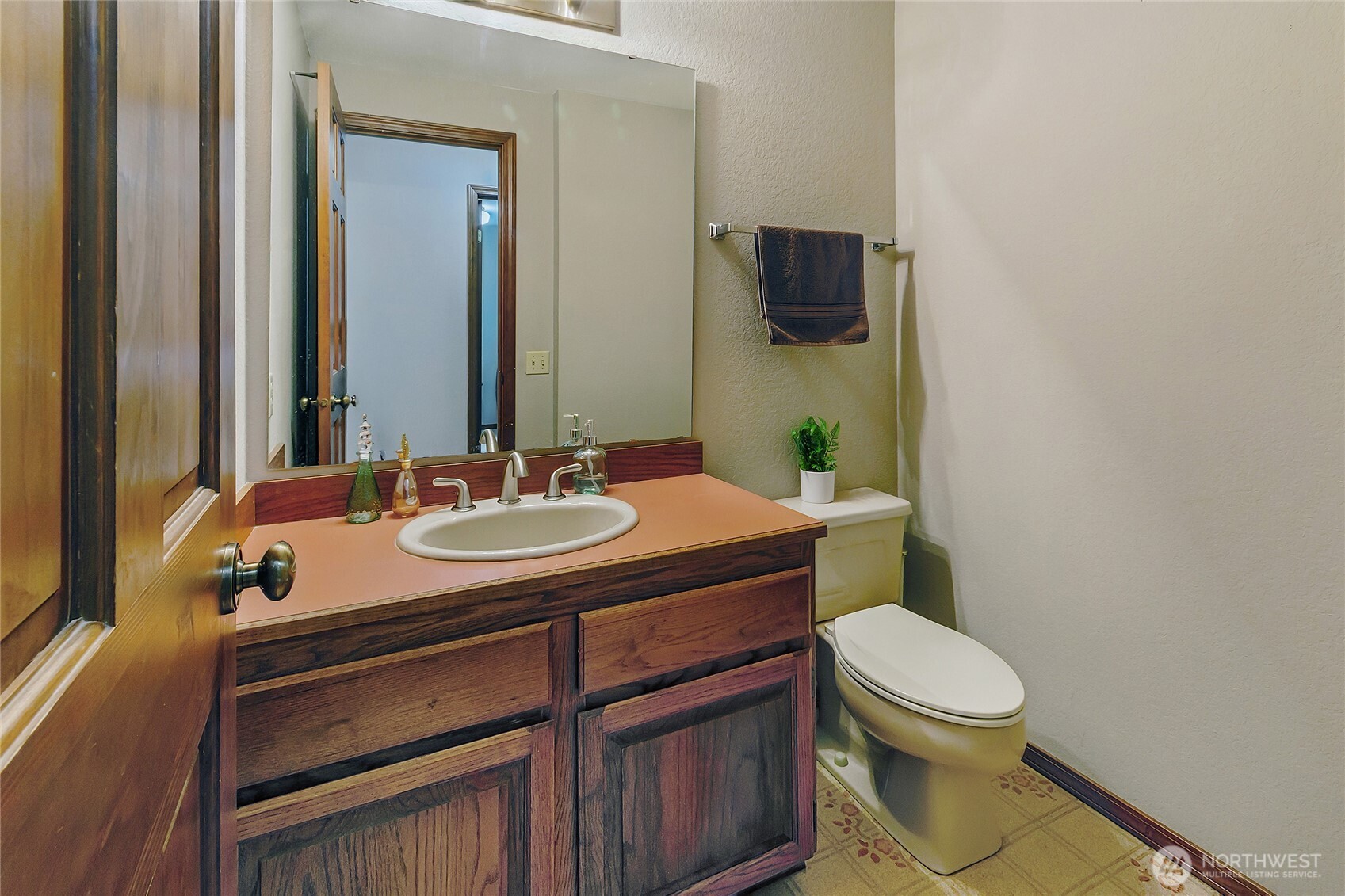 32611 8th Avenue SW, Federal Way, WA 98023