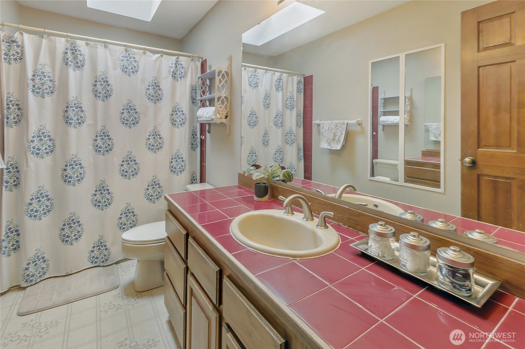 32611 8th Avenue SW, Federal Way, WA 98023