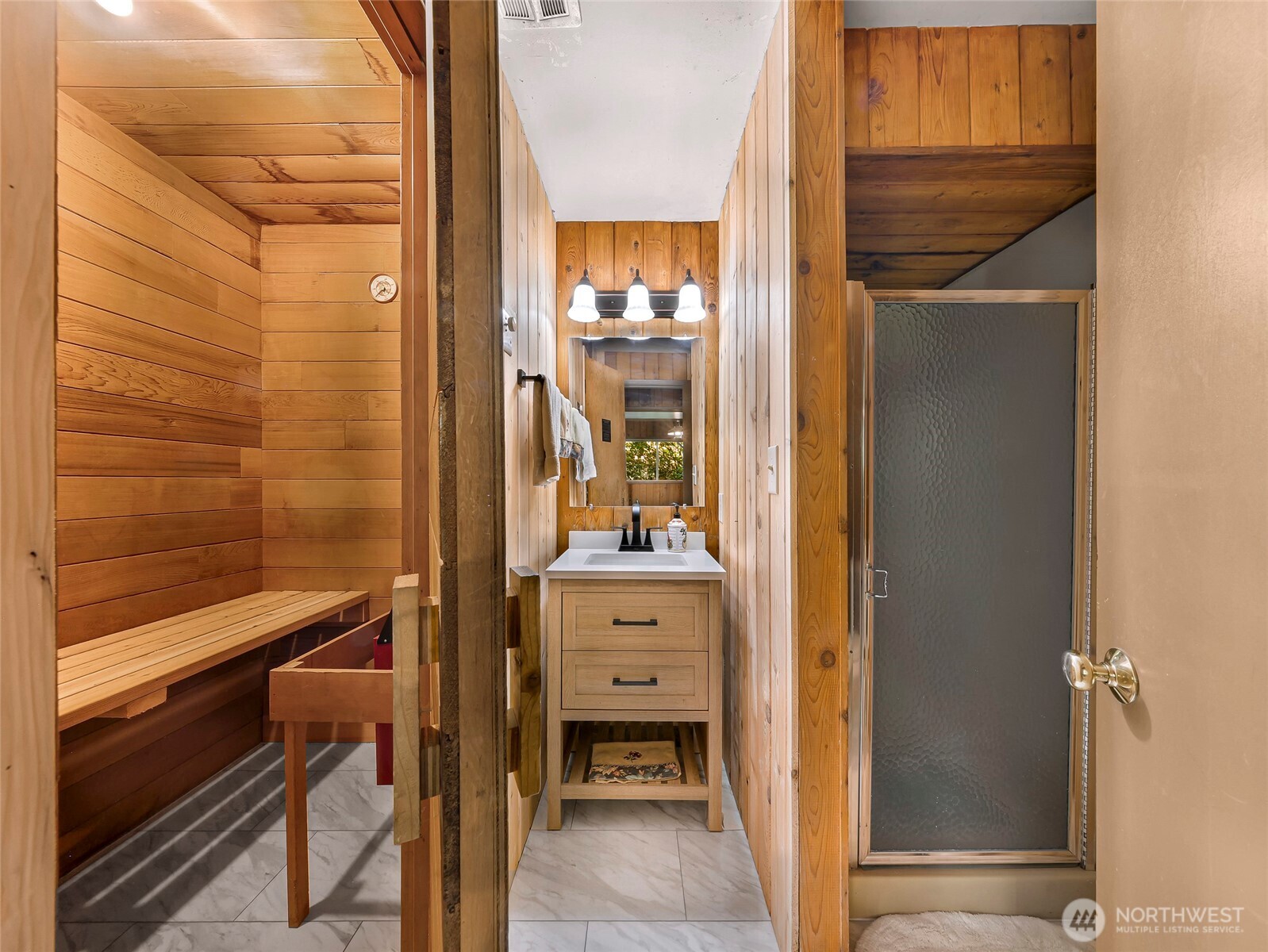 1418 E Blackburn Road , Mount Vernon, WA 98274