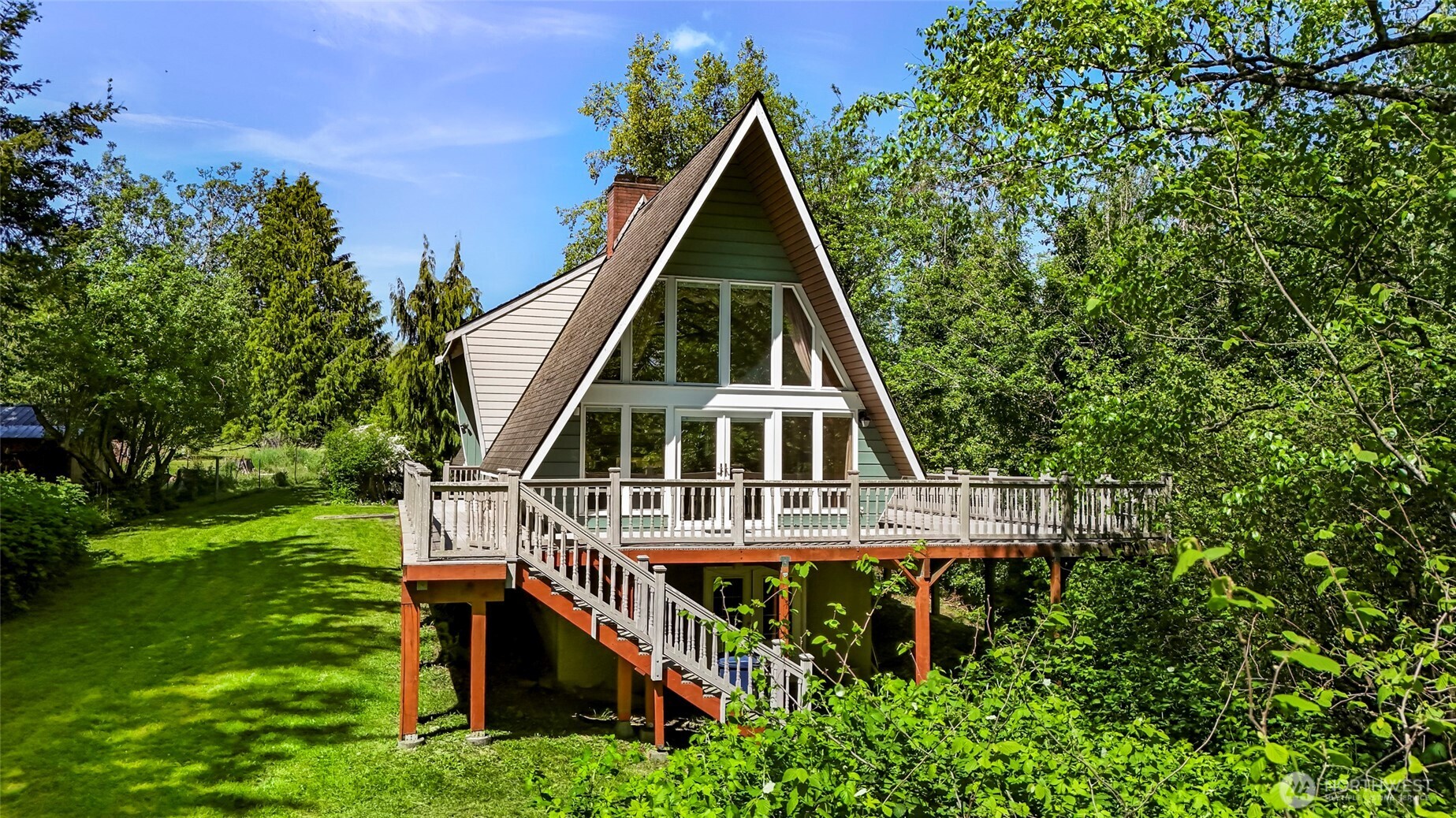 1418 E Blackburn Road , Mount Vernon, WA 98274