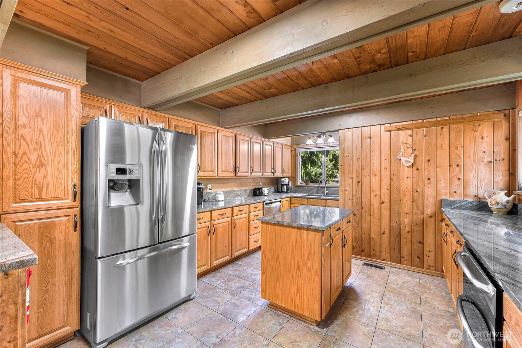 1418 E Blackburn Road , Mount Vernon, WA 98274