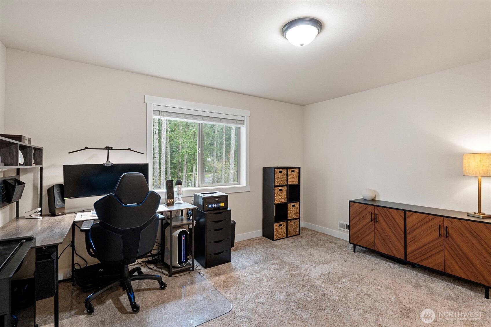 901 SW Norpoint Court , Port Orchard, WA 98367