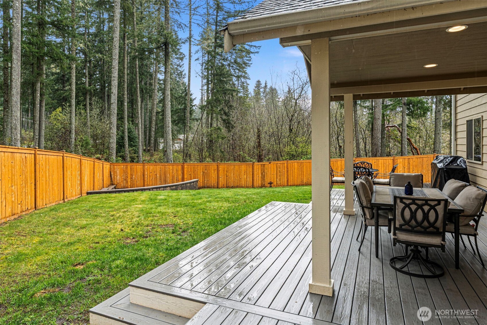 901 SW Norpoint Court , Port Orchard, WA 98367