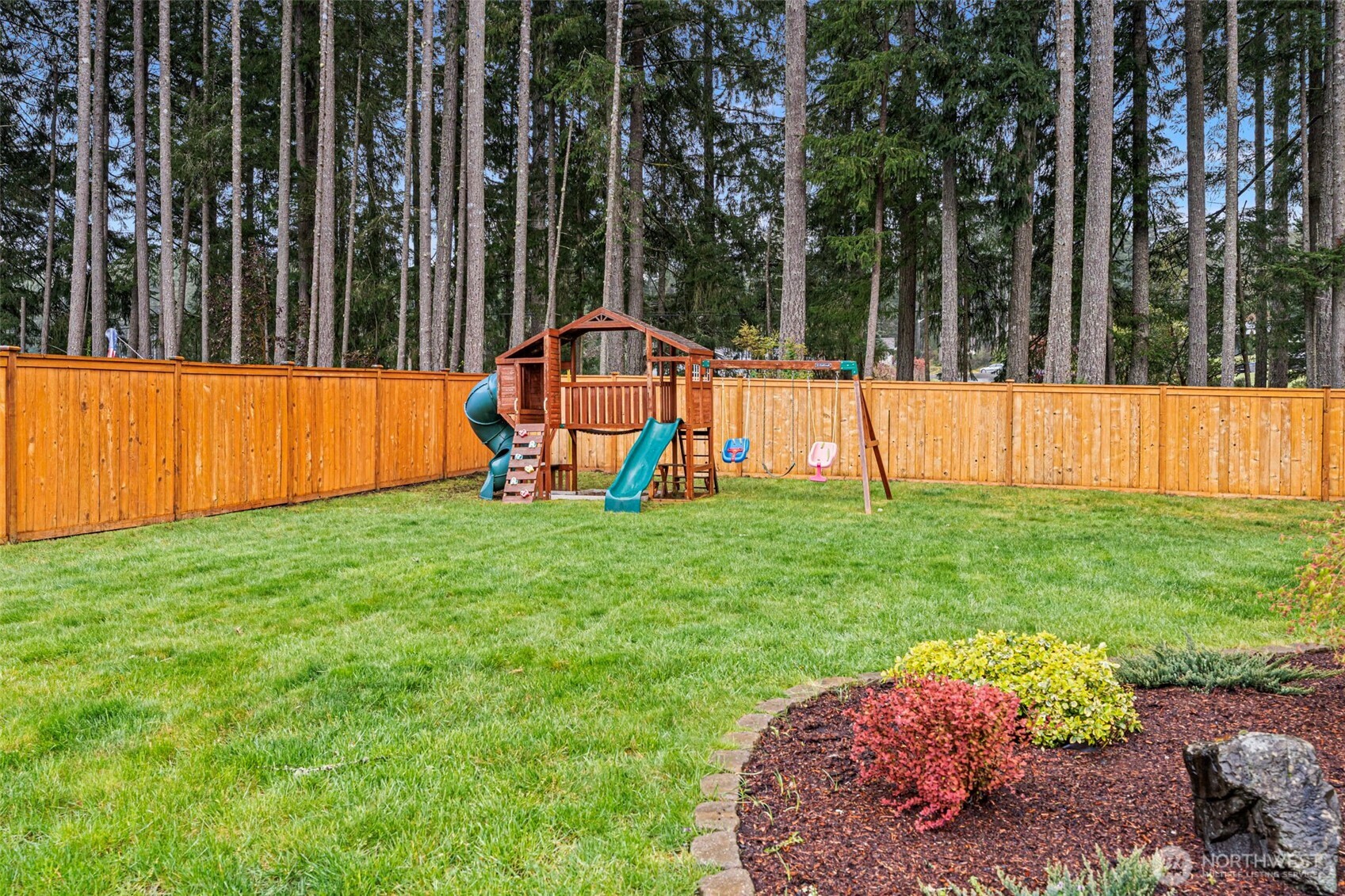 901 SW Norpoint Court , Port Orchard, WA 98367