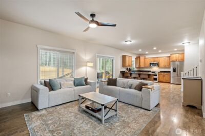 901 SW Norpoint Court , Port Orchard, WA 98367 - Photo 5