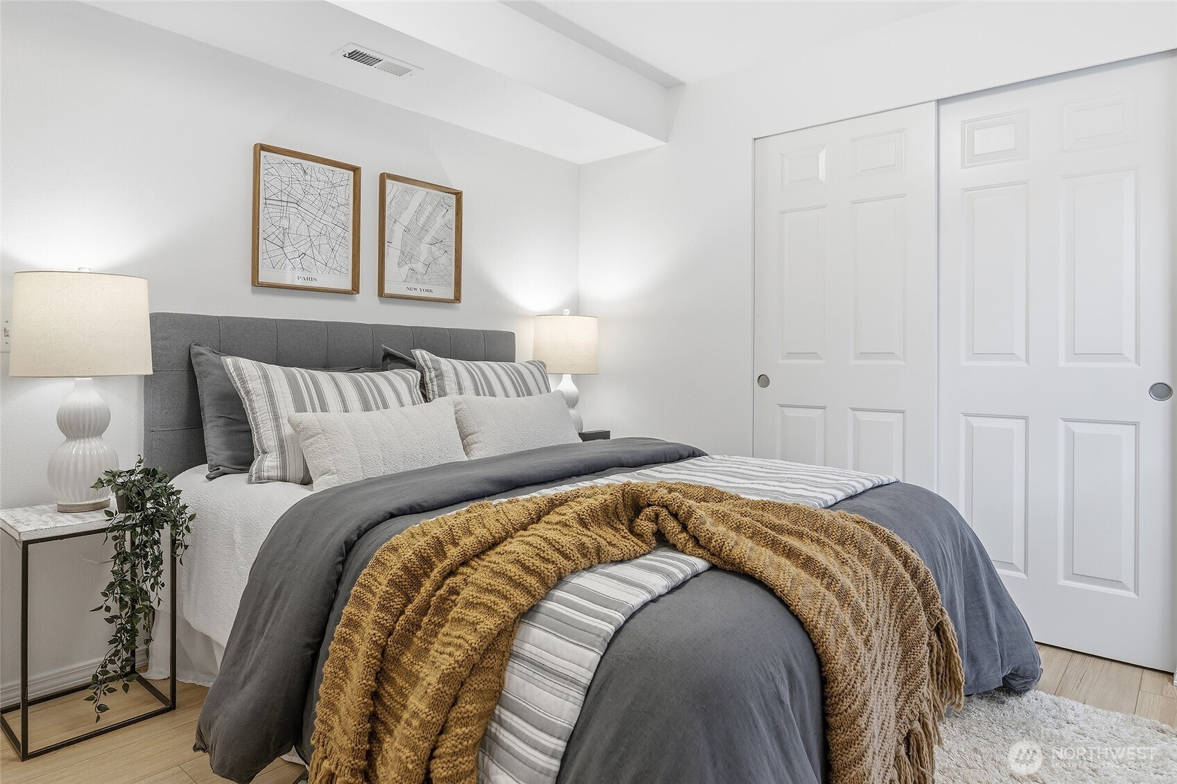 4054 54th Avenue SW, Seattle, WA 98116